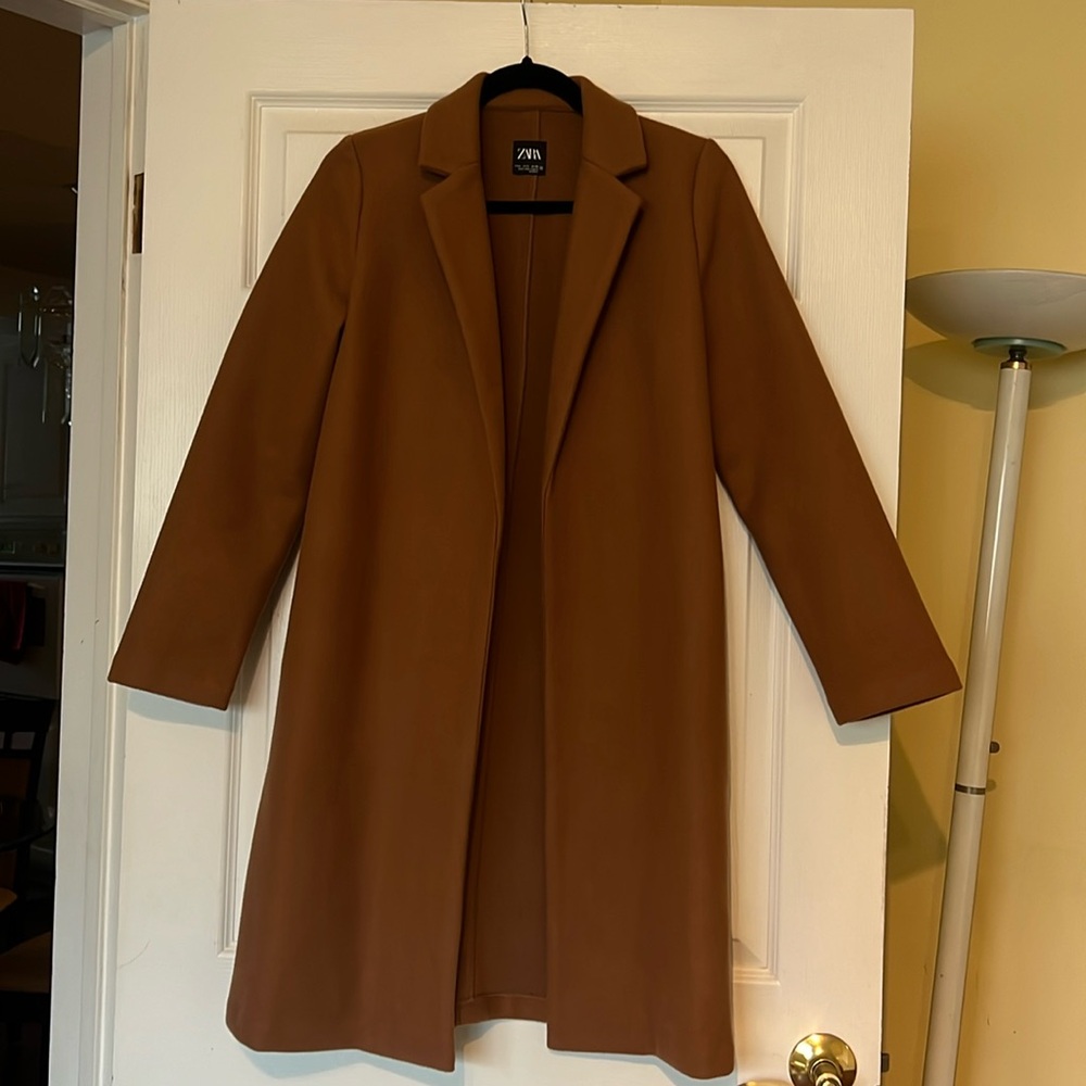 Zara trench coat in size s